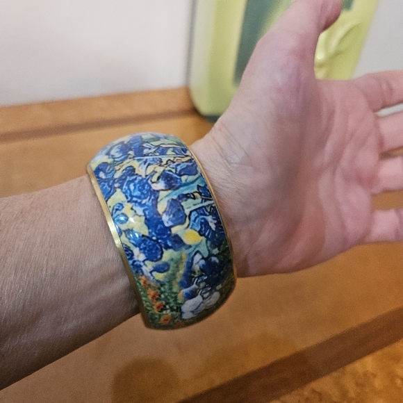 VanGogh Irises Art bangle - Picture 4 of 5